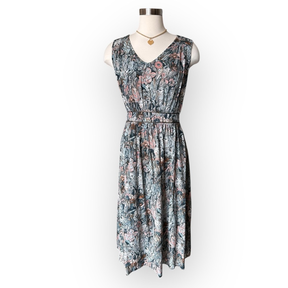 Louizo Floral Sleeveless Dress